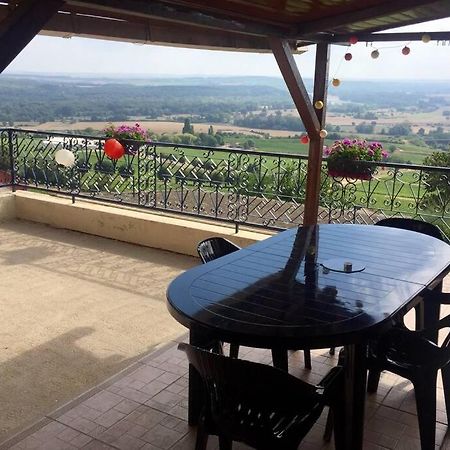 Vue Panoramique Sur Le Vignoble Apartment Sancerre Exterior photo